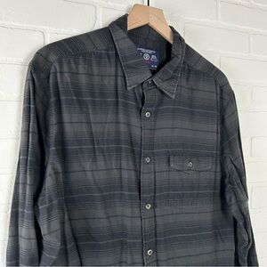 AE Men’s Button Down